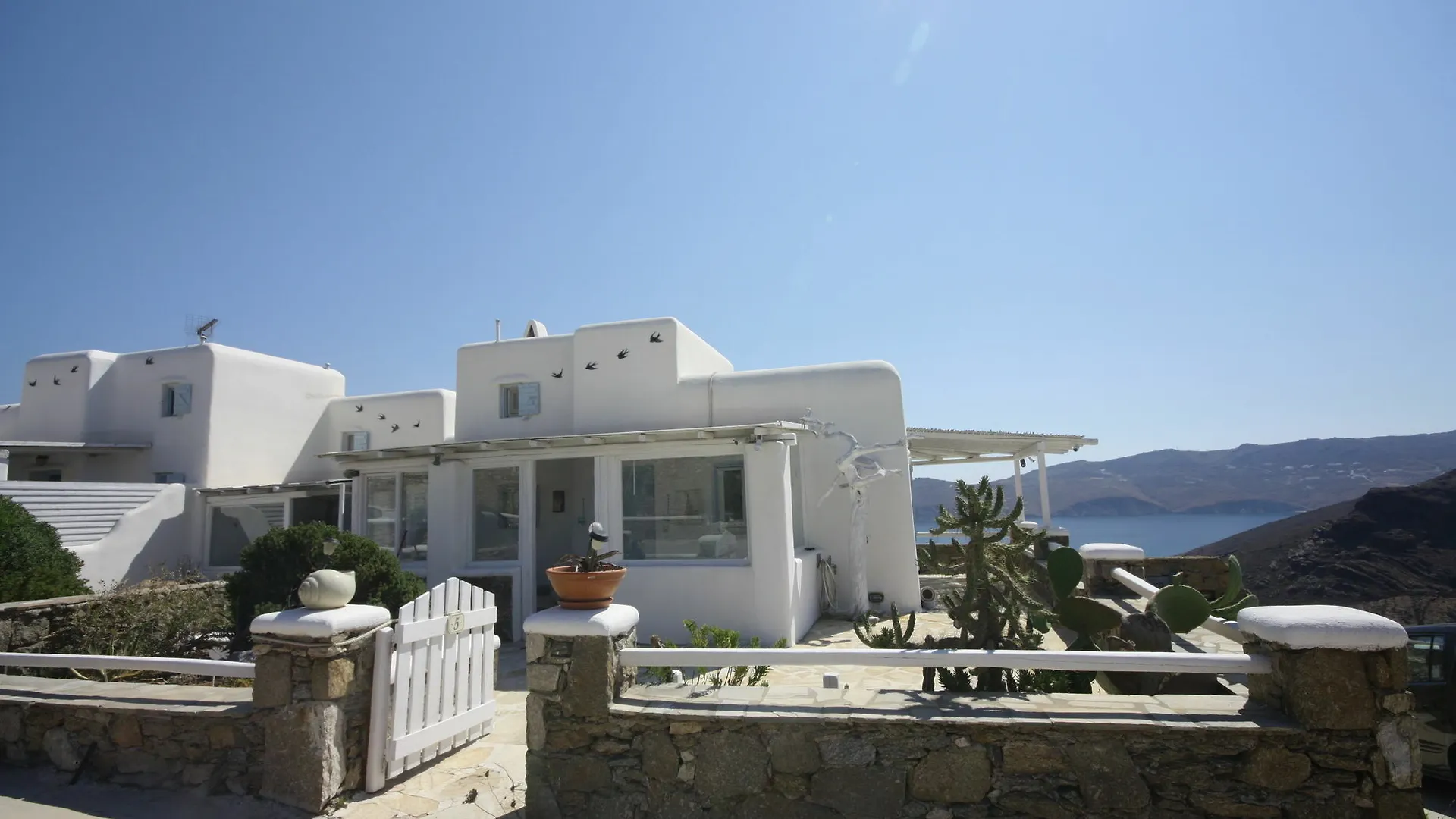 Apartment Aiolos Mykonos Villas Panormos  Greece